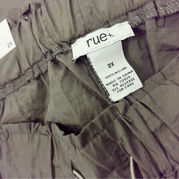 RUE 21 Drawstring Parachute Cargo Pants - Picture 12 of 14